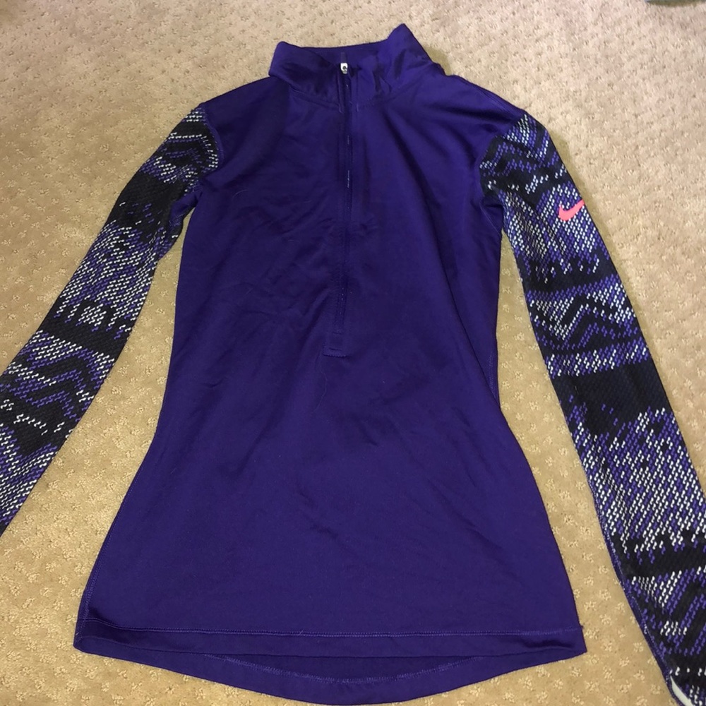 Nike pro long sleeve pull over